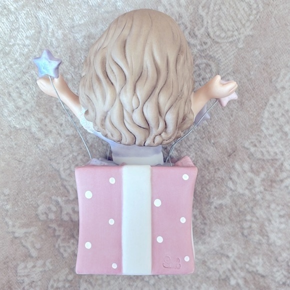 Brand New Precious Moments “Hooray for You” Giftbox Girl & Birthday Cake Candle - Picture 10 of 16